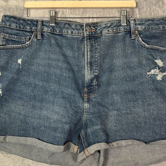 Old Navy OG Straight High Rise Distressed Jean Denim Shorts Size 26 - Picture 2 of 7